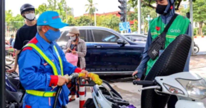 Giá Xăng Dầu Biến Động: Diesel, Mazut Giảm Mạnh, Xăng Tăng Nhẹ