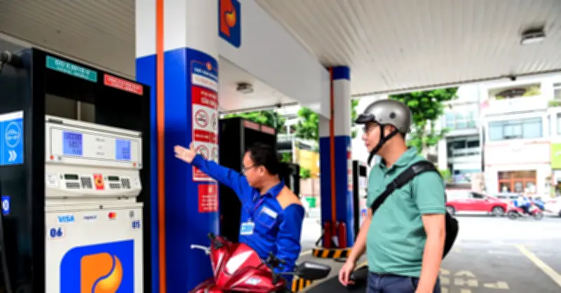 Giá xăng dầu hôm nay 18/4: Dầu thế giới rớt mạnh, trong nước có cơ hội giảm sâu