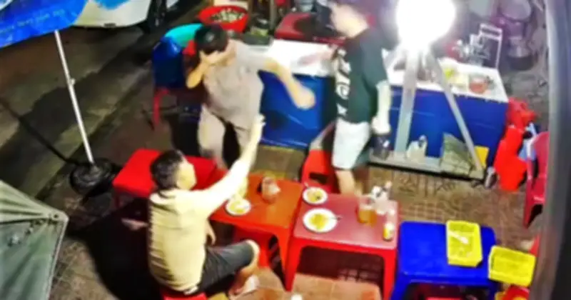 Gia Lai: Thanh niên hành hung chủ quán bánh bèo, gây phẫn nộ cộng đồng mạng