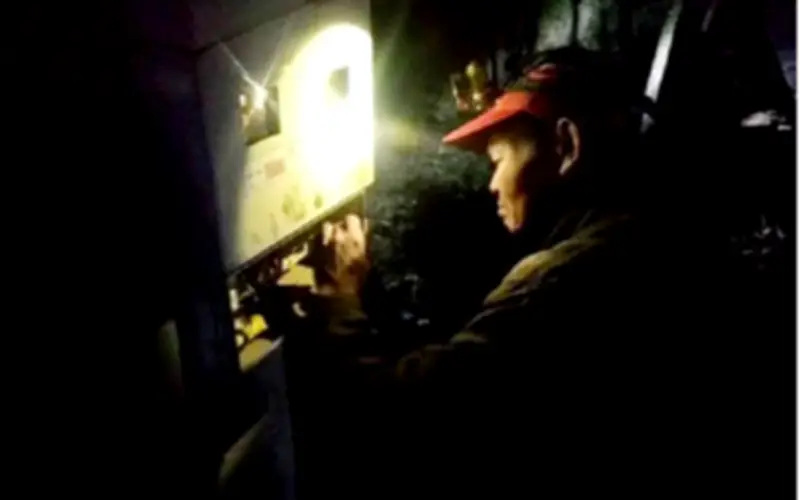 Gia đình 3 thế hệ 'miễn nhiễm với điện' ở Bắc Ninh: Bí ẩn chưa có lời giải