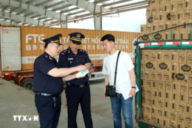 Giao thương biên mậu tăng trưởng ấn tượng, vượt kỳ vọng tại cửa khẩu Chi Ma