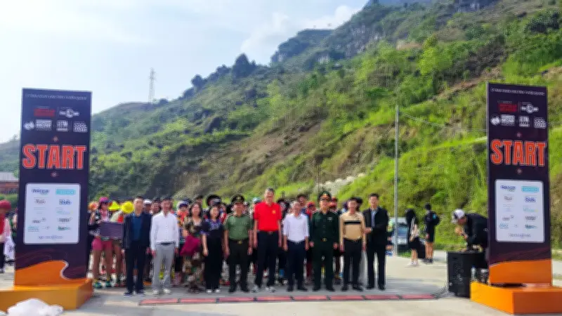 Giải Siêu Đường Mòn 'Chạy Trên Cung Đường Hạnh Phúc' 2026: Hàng Nghìn VĐV Chinh Phục Cao Nguyên Đá Đồng Văn