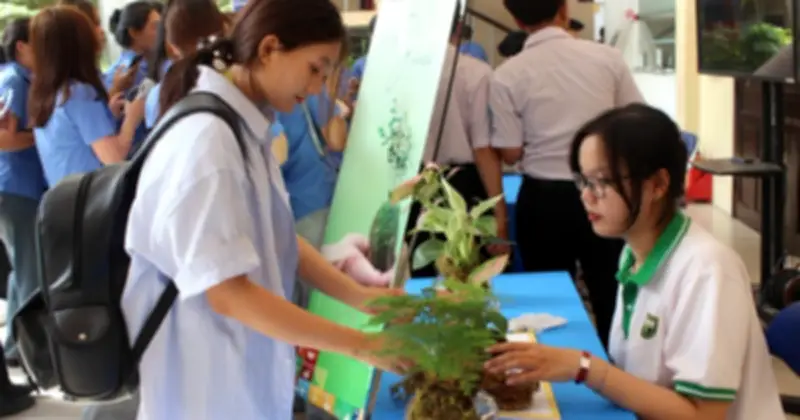 Giới trẻ Việt lan tỏa lối sống xanh từ những hành động nhỏ hàng ngày