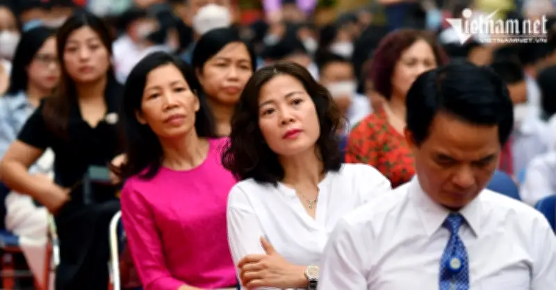 Giáo viên được nghỉ hưu muộn đến 10 năm: Điều kiện và thủ tục cần biết