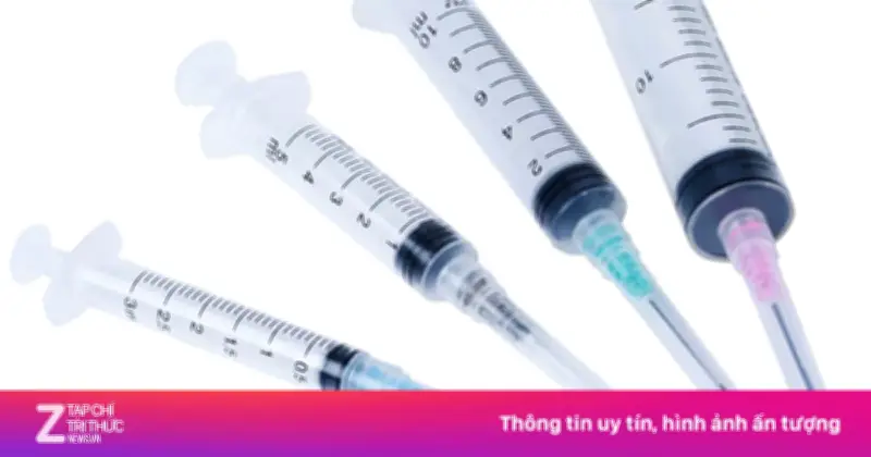 Giáo viên TP.HCM phạt học sinh tự đâm kim tiêm: Sức khỏe ổn định, giáo viên bị đình chỉ
