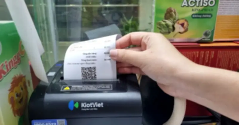 Hộ kinh doanh bán vé tour: Doanh thu tính thuế là 500 đồng hay 100 đồng?