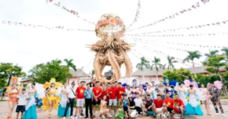 Hạ Long Hút Khách Dịp Lễ Dài Ngày Với Chuỗi Sự Kiện Chào Hè 2026