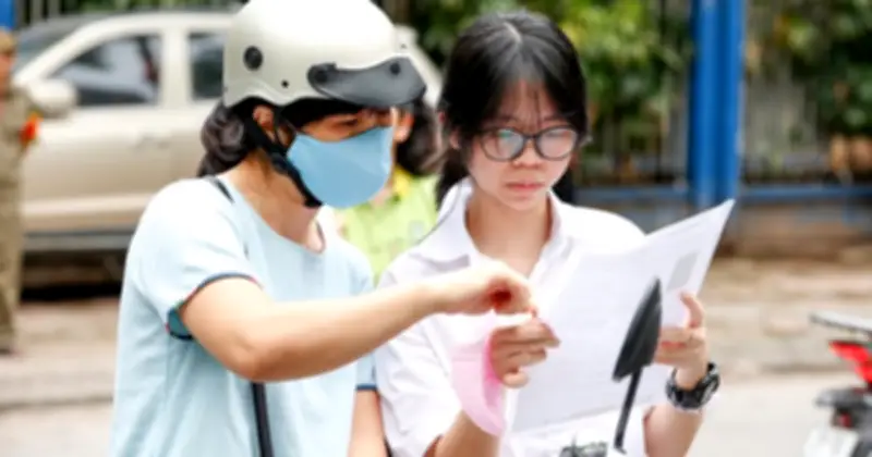 Hà Nội: 57.000 học sinh đăng ký thi lớp 10 sau 3 ngày, trường top tăng mạnh