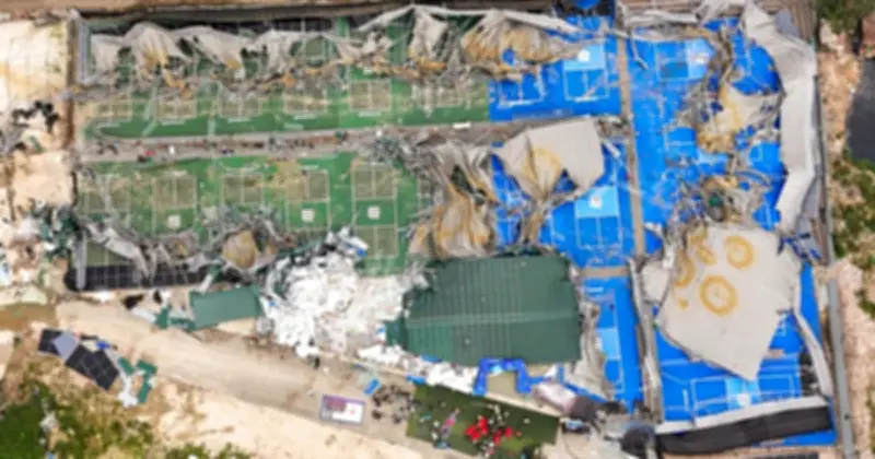 Hà Nội cưỡng chế tháo dỡ tổ hợp sân pickleball 6.000m² tại phường Thanh Liệt