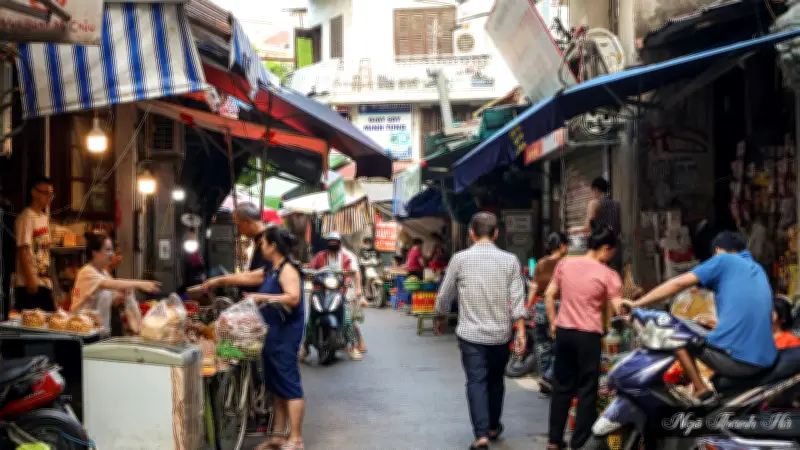 Hà Nội giải tỏa chợ phố cổ, người lao động thêm ngày nghỉ từ 1/7