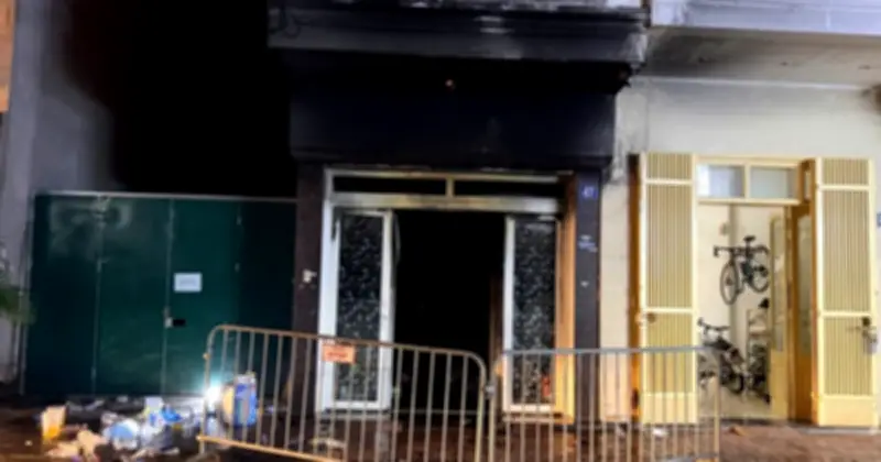 Hà Nội: Hỏa hoạn kinh hoàng tại ngõ Hồng Hà, 5 người mắc kẹt được giải cứu