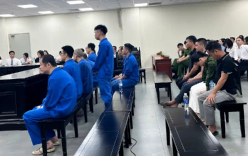 Hà Nội: Lĩnh án 30 năm tù vì lừa đảo chiếm đoạt tiền từ thị thực visa