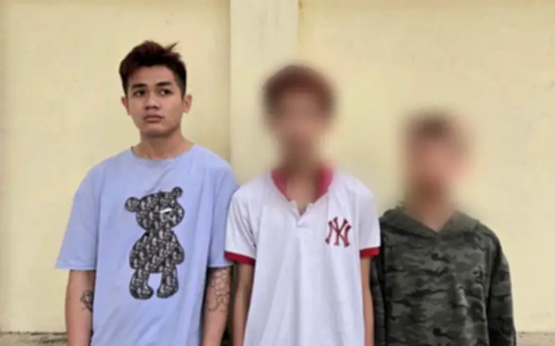 Hà Nội: Nhóm cướp nhí giật tài sản của cụ bà 96 tuổi ngồi xe lăn