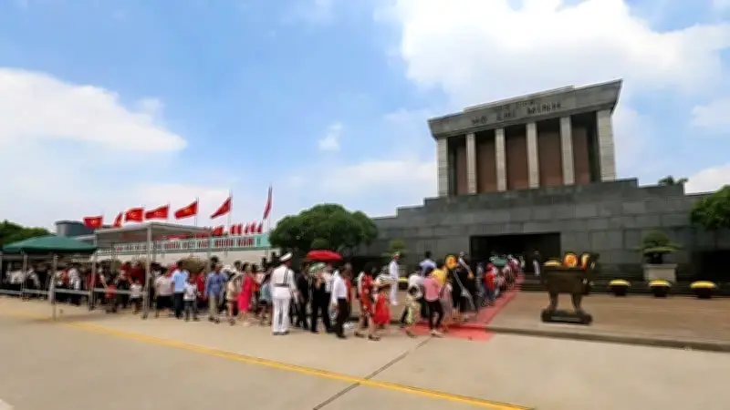 Hà Nội phân luồng giao thông, bổ sung bãi đỗ xe khu vực Lăng Bác