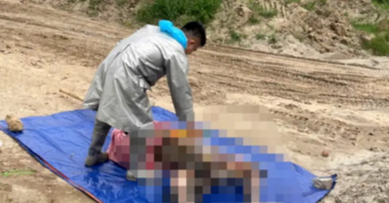 Hà Nội: Phát hiện thi thể nam giới trôi trên sông Đuống, lực lượng chức năng khẩn trương điều tra