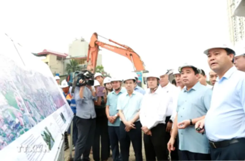 Hà Nội quyết liệt xử lý dứt điểm nút thắt, giải phóng mặt bằng các dự án