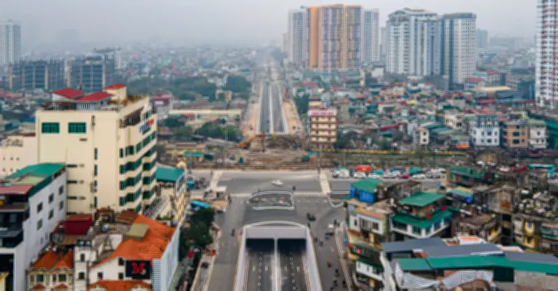 Hà Nội tổng vệ sinh cống hầm trước dịp nghỉ lễ Giỗ Tổ và 30/4 - 1/5