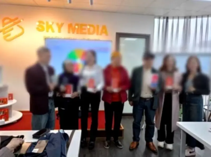 Hà Nội triệt phá đường dây lừa đảo Sky Media, dụ dỗ khách mua điện thoại giá cao