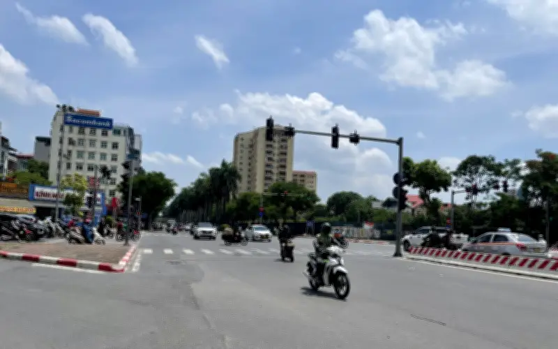 Hà Nội và miền Bắc tiếp tục thay đổi hình thái thời tiết, người dân cần đề phòng