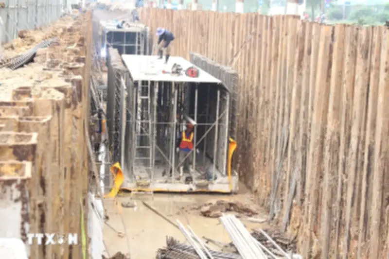 Hà Nội đẩy nhanh tiến độ thi công các dự án chống ngập khẩn cấp