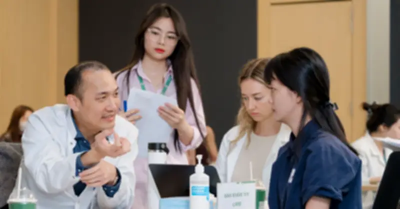 Hũ tiết kiệm nuôi ước mơ có đôi tay bình thường của cô gái Ninh Bình