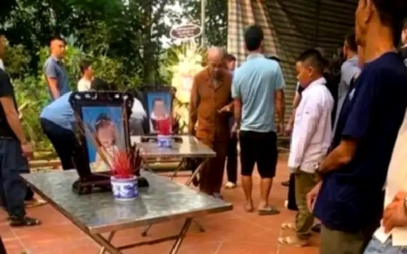 Hai Chị Em Ruột Đuối Nước Thương Tâm Dưới Khe Suối Sau Nhà