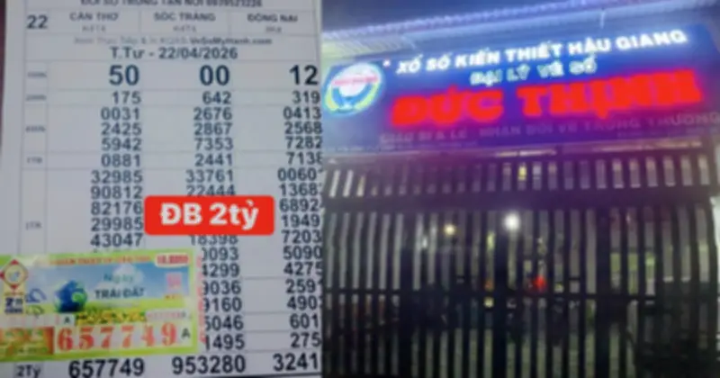 Hai người trúng độc đắc xổ số miền Nam, nhận thưởng trong đêm