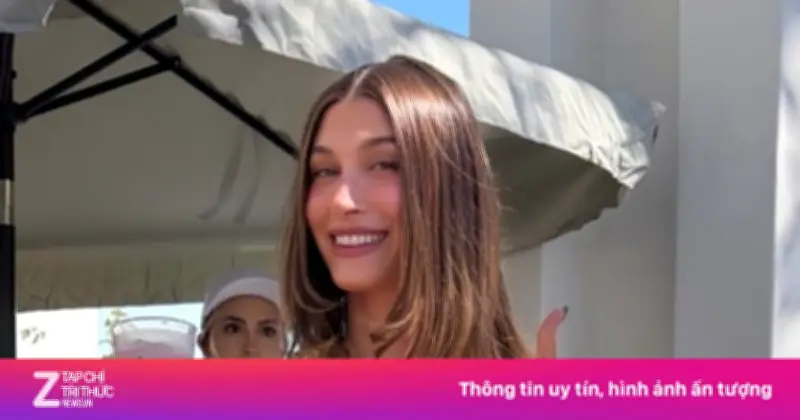 Hailey Bieber Công Khai Ủng Hộ Chồng Giữa Làn Sóng Chỉ Trích Tại Coachella 2026