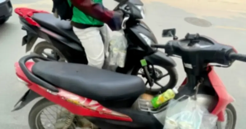 Học sinh Hà Nội tố shipper tự ý tiêu hủy 33 ly trà sữa trị giá 1,7 triệu đồng