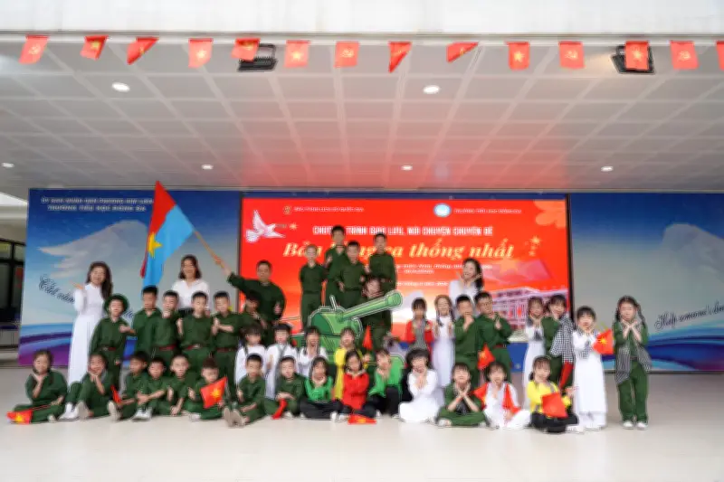 Học sinh tiểu học Hà Nội hào hứng với chương trình giáo dục lịch sử 'Bản hùng ca thống nhất'