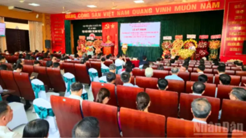Học viện Chính trị khu vực IV kỷ niệm 20 năm với Huân chương Lao động hạng Nhì
