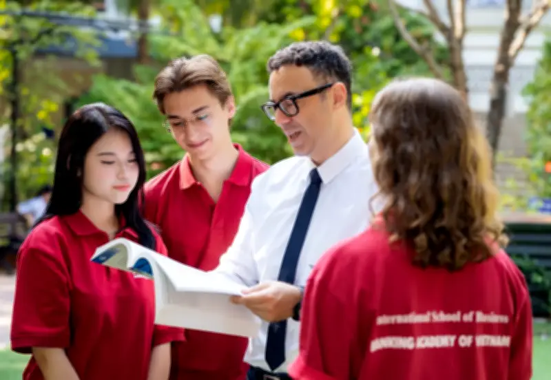 Học viện Ngân hàng vẫn xét tuyển học bạ, quy đổi IELTS từ 5.5 trong năm 2024