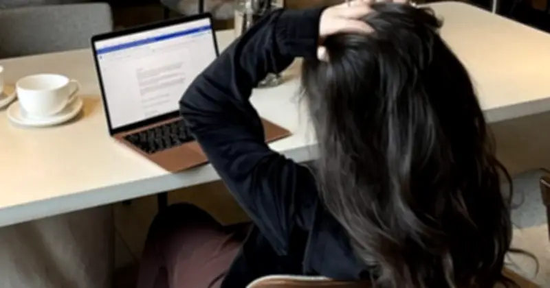 Hội chứng kiệt sức nơi công sở: Có nên bình thường hóa trạng thái 'cạn pin'?