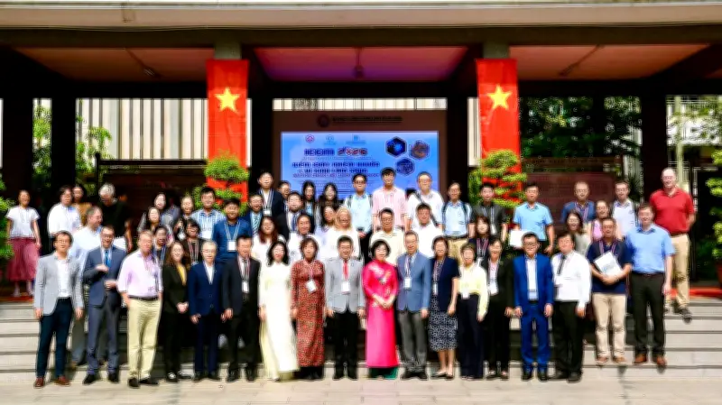 Hội nghị kiểm soát nhiễm khuẩn và vi sinh lâm sàng ứng dụng AI, dữ liệu lớn