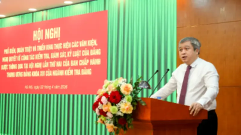 Hội Nghị Toàn Quốc Quán Triệt Nghị Quyết Kiểm Tra Đảng Với Hơn 20.000 Cán Bộ Tham Dự