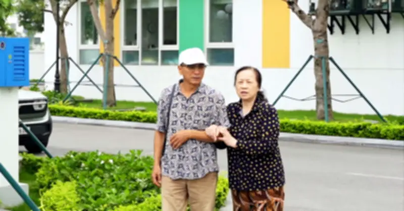 Hải Phòng Lần Đầu Thực Hiện Thay Khớp Gối Bằng Robot AI, Bệnh Nhân Hồi Phục Nhanh