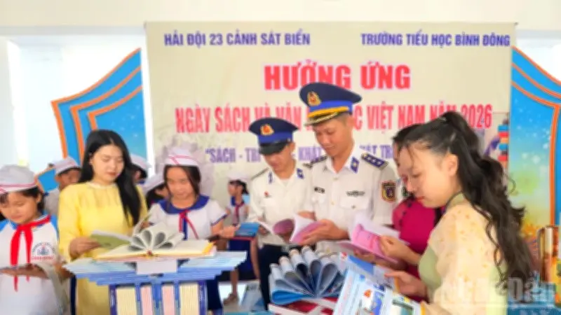 Hải quân tổ chức Ngày Sách và Văn hóa đọc với nhiều hoạt động sáng tạo