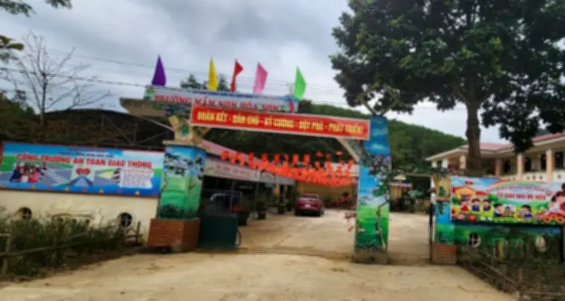 Hiệu Trưởng Mầm Non Bị Kỷ Luật Vì Kê Khống Suất Ăn Trưa Từ Thiện Cho Trẻ