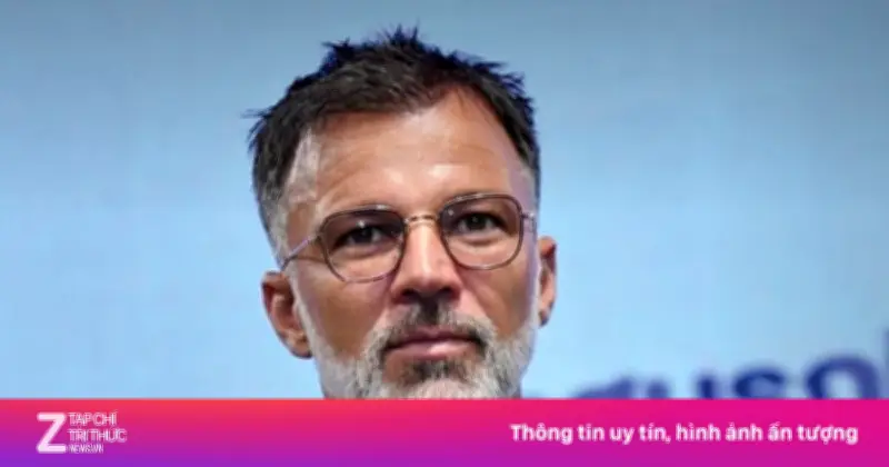 HLV Anthony Hudson Được FAT Gia Hạn Hợp Đồng Sau Thành Công Với Đội Tuyển Thái Lan