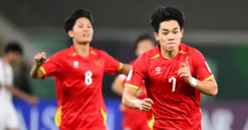 HLV Kim Sang-sik cân nhắc bổ sung Đình Bắc vào U.23 Việt Nam cho ASIAD 20