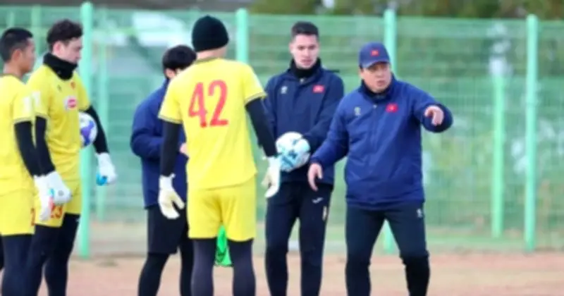 HLV thủ môn Lee Woon-jae: Trợ thủ đắc lực của các đội tuyển Việt Nam đến năm 2027