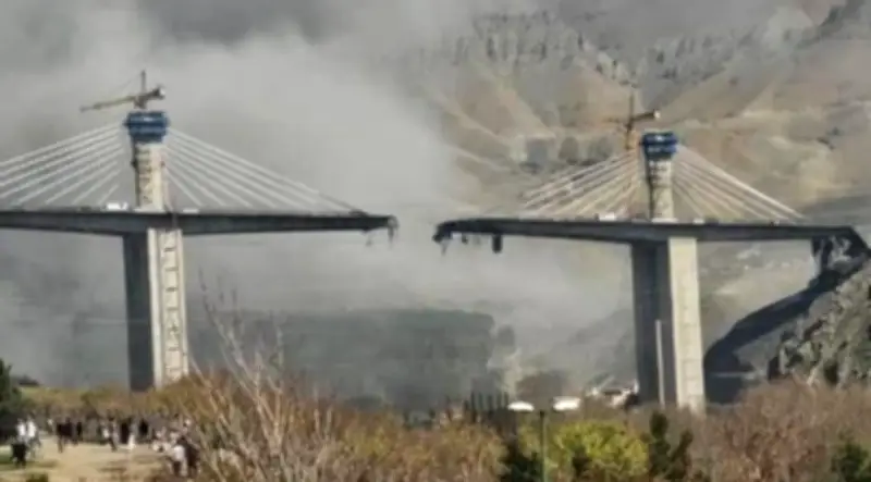 Hơn 100 Thương Vong Trong Vụ Cứu Dân Sự Iran Bị Không Kích