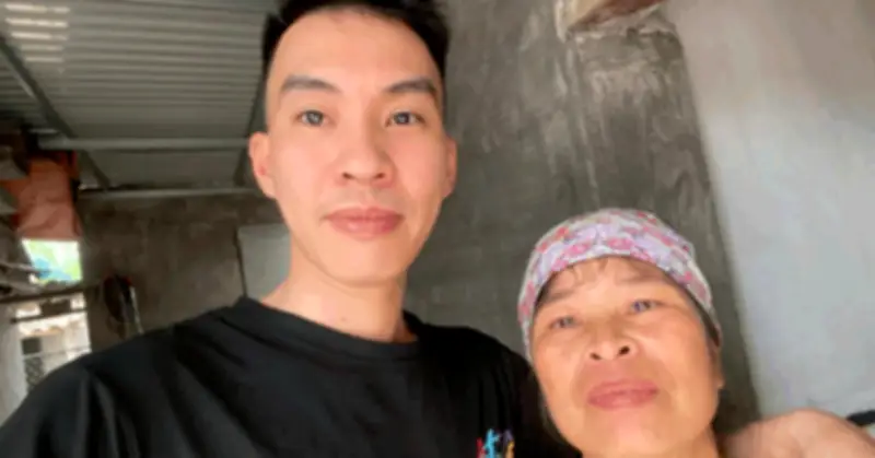 Hơn 30 năm gọi mẹ kế là mẹ, chàng trai Hưng Yên kể điều xúc động