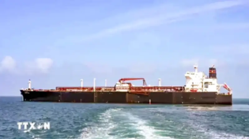 Hơn 800 tàu chở dầu mỏ thoát qua eo biển Hormuz an toàn