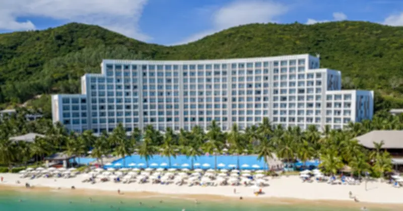 Hòn Tre - 'Đảo Hội' 24/7: Trải Nghiệm Bùng Nổ Từ Sáng Đến Đêm Không Ngừng Nghỉ