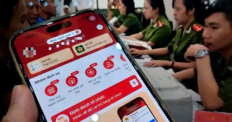 Hướng dẫn đăng ký tạm trú qua VNeID: Giải đáp thắc mắc từ công dân Khánh Hòa