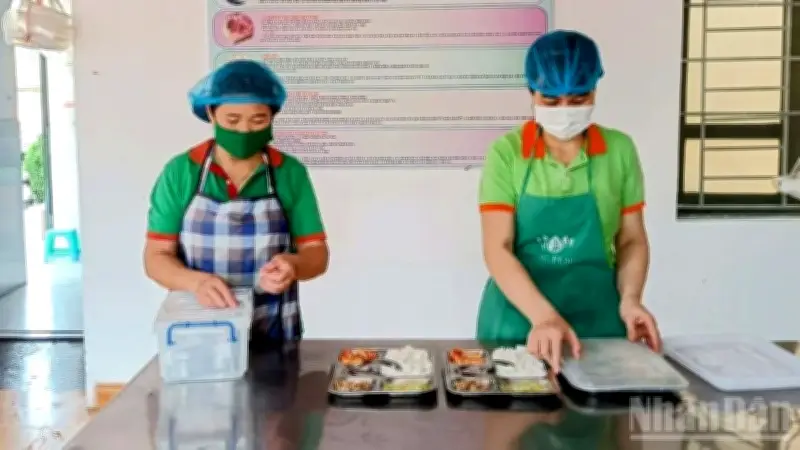 Hưng Yên: 18 Trường Tiểu Học Hợp Đồng Cung Cấp Suất Ăn Bán Trú, Đảm Bảo An Toàn Thực Phẩm