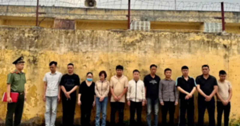 Hưng Yên khởi tố 11 đối tượng trong đường dây đánh bạc trực tuyến tỷ đồng