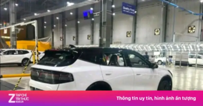 Hình ảnh rò rỉ hé lộ mẫu xe điện VinFast mới: VF 7 nâng cấp hay VF e34 thế hệ mới?