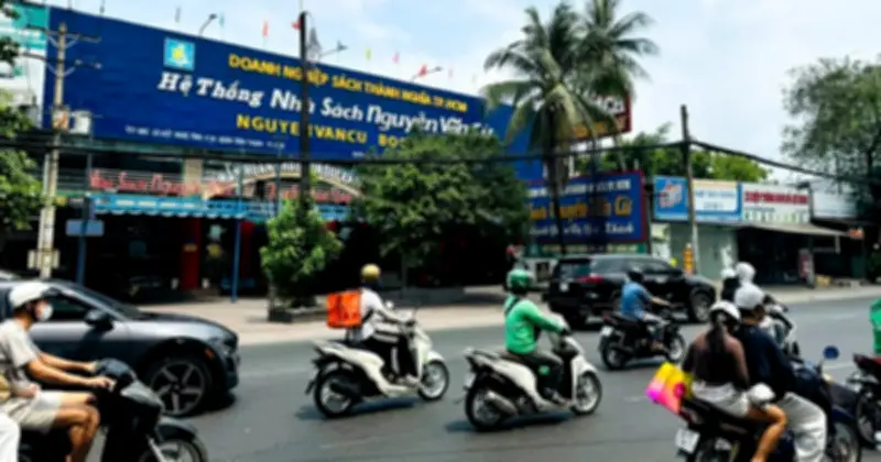 Hành trình của 'bát vương gia' ngành sách Việt: Từ chợ nổi đến đế chế phát hành